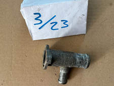 VW Golf 2 GTI 16v Flansch Stutzen 027121145 am Zylinderkopf