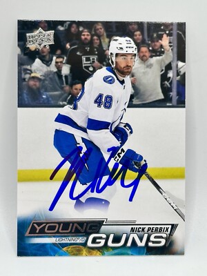 2022-23 Upper Deck Young Guns Nick Perbix #478 Rookie RC SIGNED IP AUTO