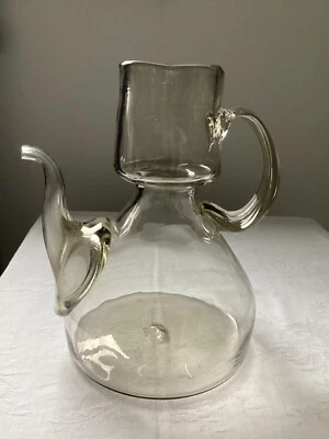 Antik / Rarität Dekanter aus dicken Glas mit Henkel Kanne Bemerkenswerte Form. - Bild 1 von 4
