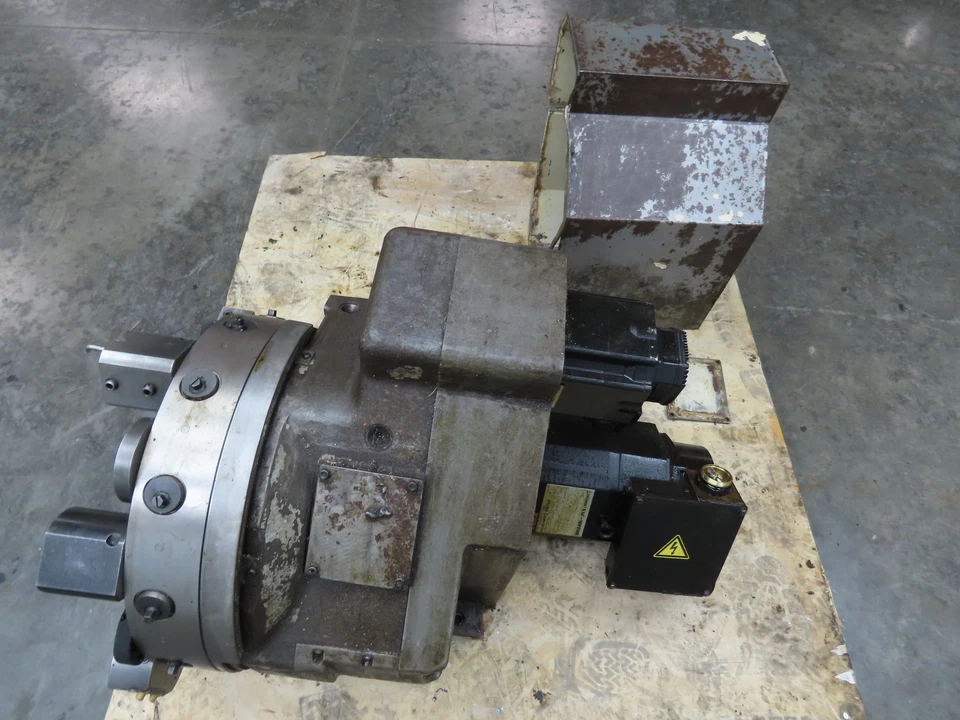 Torno CNC Okuma LU-15 12 posiciones torreta cambiador de herramientas VAC-MFL3.7/2.2R-151-R4 Foto 4 de 4