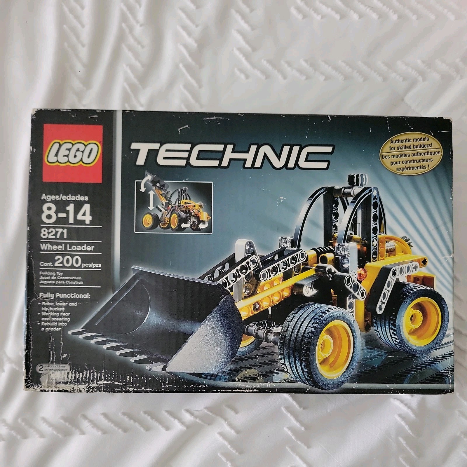 Купить LEGO 8271 Technic Wheel Loader 100 Complete Sealed Unopened