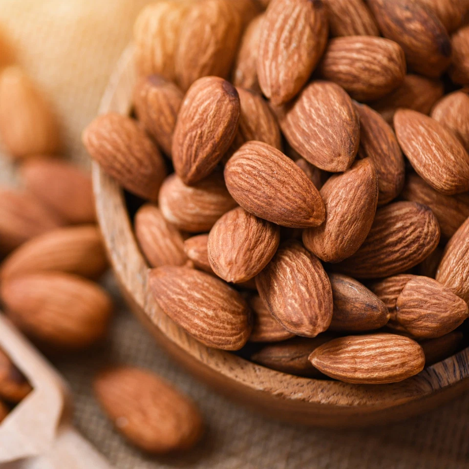 A Gifting Place 非酒精起泡意大利葡萄酒、奶酪和饼干礼品盒 — 第 3/4 张图片