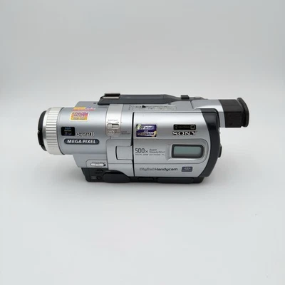 Sony DCR-TRV828E 8mm, Hi8, D8 Camcorder, Dv-Av In/Out, ideal für Digitalisierung - Bild 1 von 4