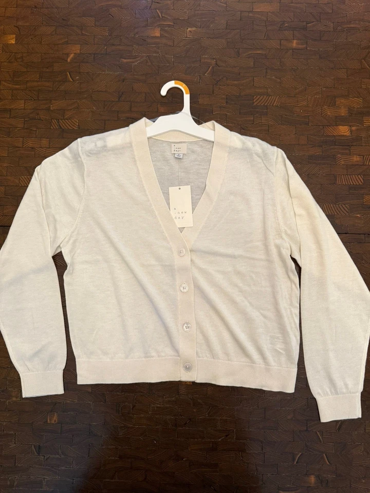 Suéter cárdigan delantero con botones talla XXL A New Day para mujer - marfil Foto 3 de 3