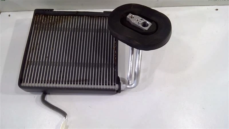 Núcleo evaporador Nissan Murano 2015-2017 OEM 27280-9UC0B Foto 2 de 4