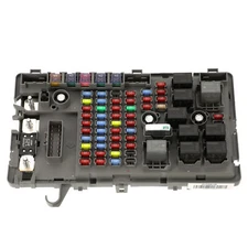 OEM NEW 2003-07 Express Savana Electrical Fuse Relay Block Junction Box 15930149