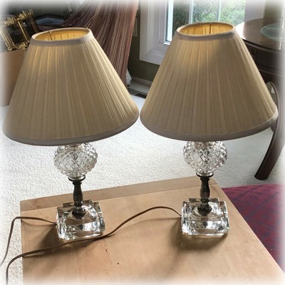Pair Vintage Clear Glass Bedroom Vanity Boudoir Table Lamps Diamond Quilt Globe Ebay
