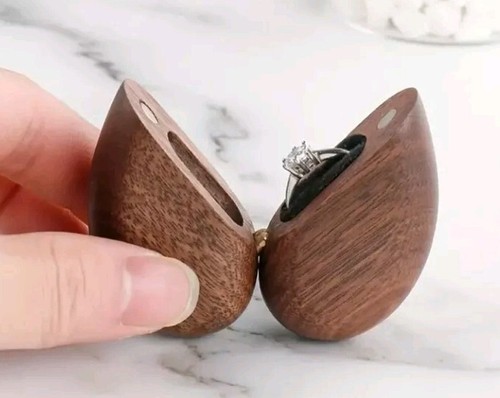 Holz Ringbox Massive Walnuss Ringschatulle Ringkästchen Verlobung Ringkasten - Bild 14 von 19