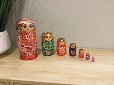 Nesting Dolls - 7 Complete Graduated Sizes Colorful Colors 7/8” - 8”