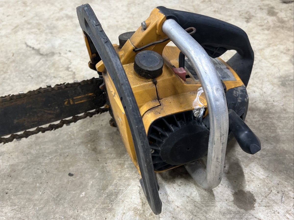 Vintage Montgomery Ward Chainsaw TMY 24064A - for parts or repair