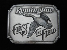 QJ03119 VINTAGE 1980  REMINGTON FIRST IN THE FIELD  GUN  HUNTING BELT BUCKLE