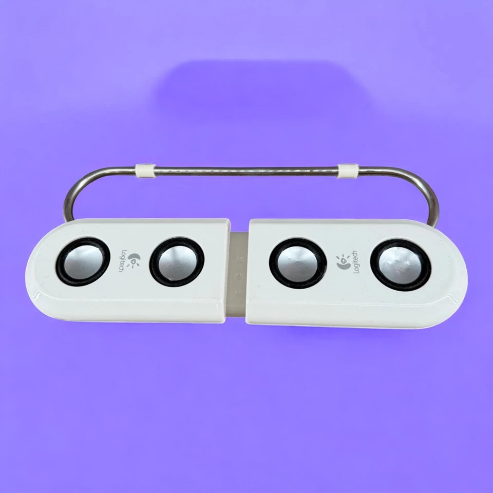 Logitech mm22 Portable Speaker System S-0159A – White – Great Condition w/ Case - Image 4 of 4