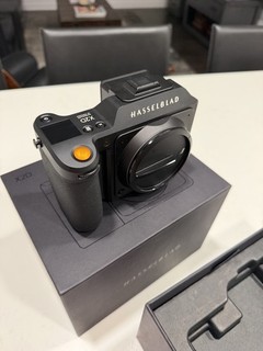 Hasselblad X2D 100C 100MP Camera Body Mint Condition w/All Boxes & Accessories