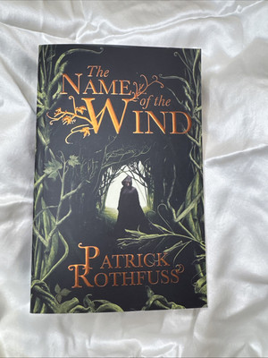 New The Name of the Wind Day 1 Paperback By Patrick Rothfuss