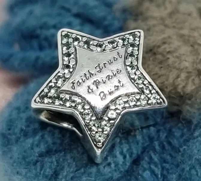 Pandora online star charm