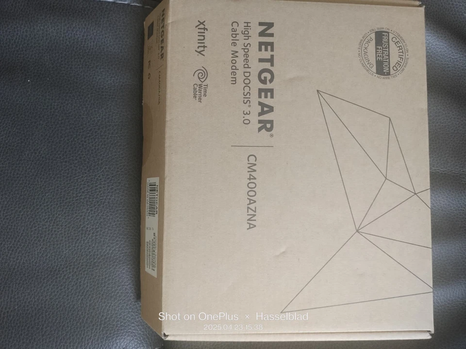 NETGEAR DOCSIS 3.0340Mbps Cable Modem CM400-1AZNAS With Get Started Guide New - Image 2 of 3
