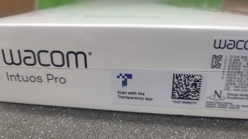 Wacom Intuos Pro Medium Creative Graphic Drawing Tablet PTH-660 NEW SEALED - Afbeelding 3 van 4