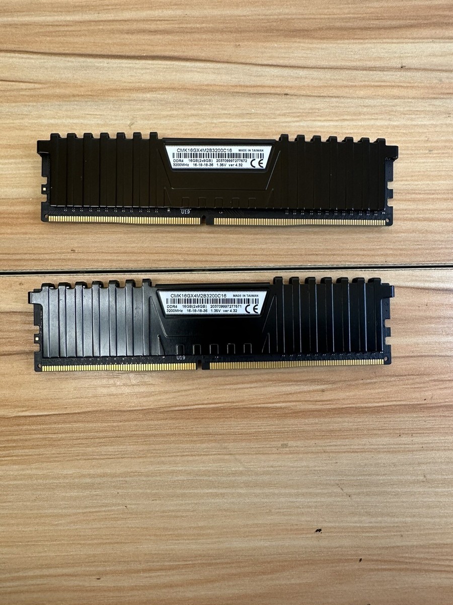 CORSAIR VENGEANCE LPX DD4R 16GB (2x8GB) PC4-25600 (DDR4-3200 CORSAIR VENGEANCE LPX DD4R 16GB (2x8GB) PC4-25600 (DDR4-3200
