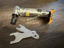 Central Pneumatic 32046 Air Angle Die Grinder 1/4in 90psi 2000RPM - UNTESTED