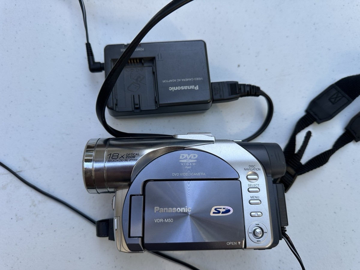 Panasonic mini disc video Camera Camcorder VDR-M70 DVD video