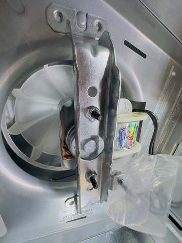 Broan 679FLT 70 CFM 3.5 SONES ventilation fan w/ fluorescent light New Old Stock - Picture 8 of 14