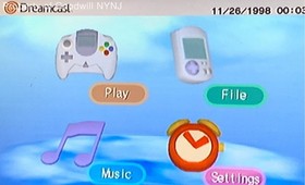 Sega Dreamcast Console Lot with 2 Controllers and VMU Memory Card