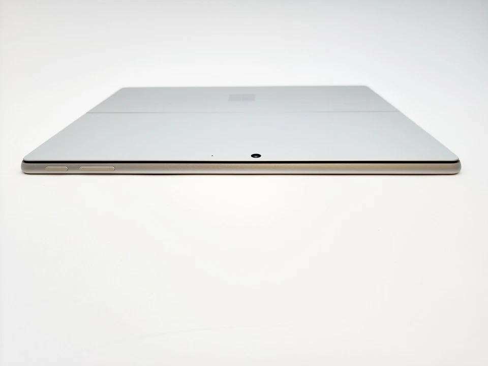 Microsoft Surface Pro 9 2038 13" i7 12th Gen 16GB 256GB 2.6GHz Silver Grade C - Image 4 of 4