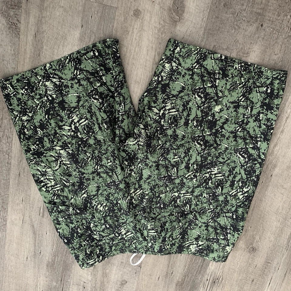 Volcom Board Shorts Mens 32 Green CAMO ASwim Trunks Drawstring Beach 1 Pocket - Image 3 of 4