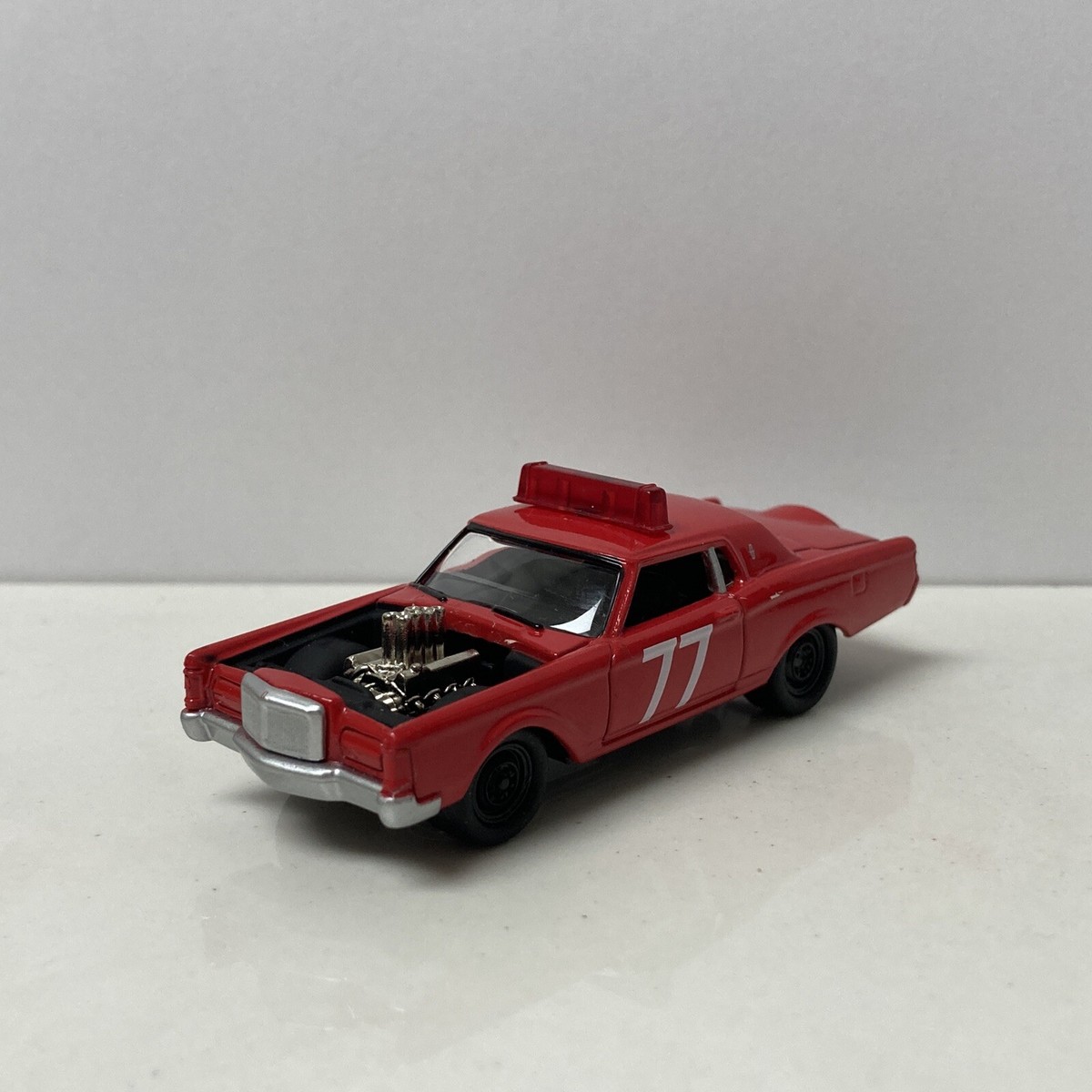 1969 69 Lincoln Continental MK III Collectible 1/64 Scale Diecast