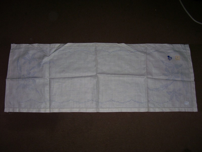New 15x40" Vintage Table runner With Embroidery Pattern 100% Belgian Linen
