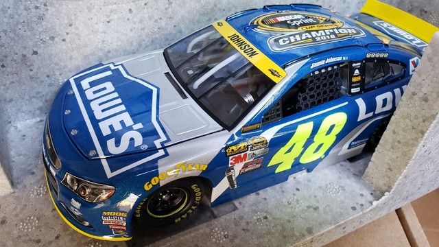 jimmie johnson 2016 championship diecast