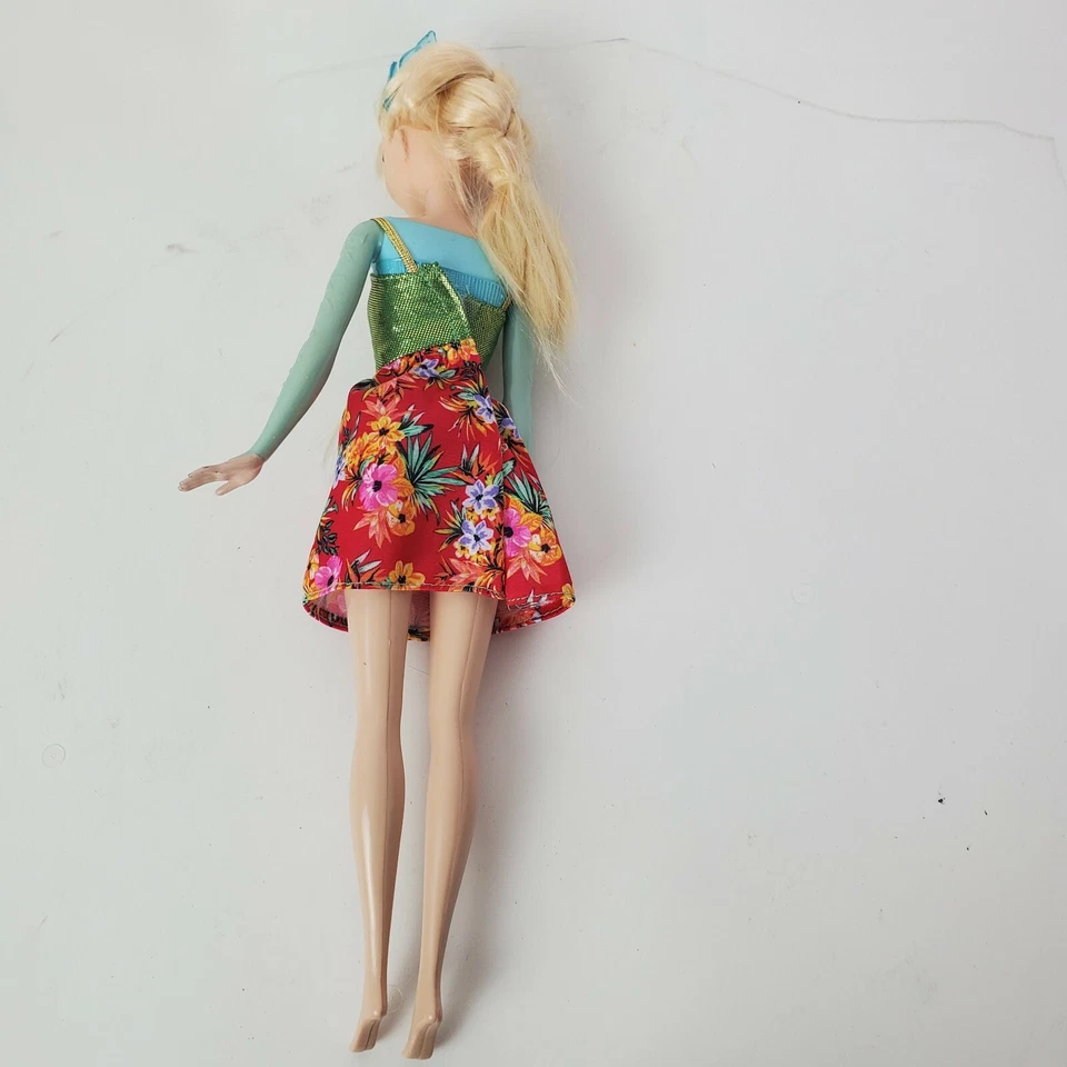 Boneca princesa Mattel 2016 Disney Frozen Sparkle Elsa 12" cabelo loiro - Imagem 4 de 4