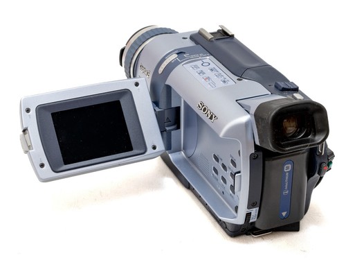 Camescope Sony Digital Handycam DCR-TRV240E PAL 8mm Video8 Hi8 Digital8 Camera - Afbeelding 4 van 8