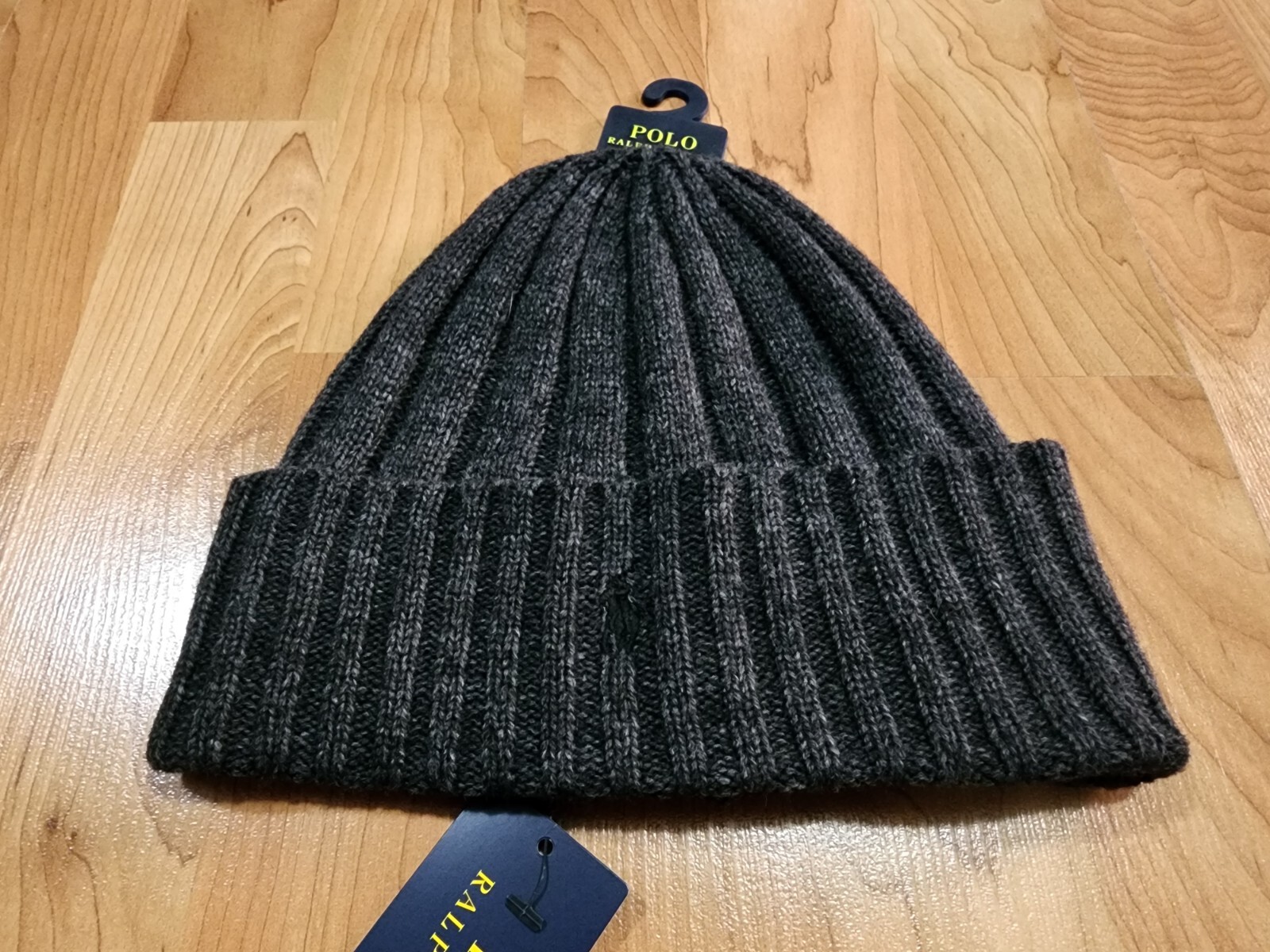 Cappello uomo Polo Ralph Lauren berretto lana con polsini grigio antracite scuro piccolo pony