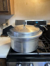 Mirro Matic 12Qt Vintage Pressure Cooker Canner M-0512-11 Made in USA
