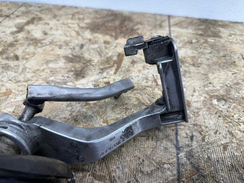 BMW E90 E92 E93 M3 08-13 OEM 6 SPEED MANUAL TRANSMISSION FLOOR SHIFTER SELECTOR - Picture 7 of 8