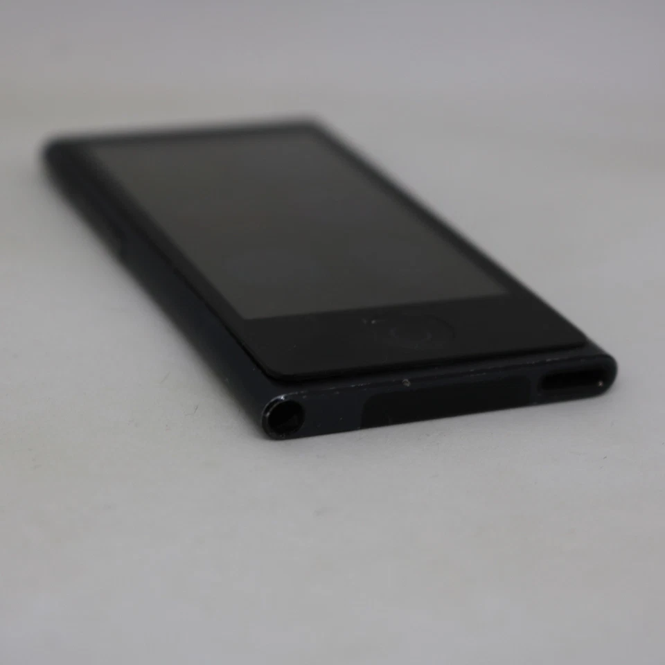 Apple iPod nano 7. Generation Grau (16GB) Bluetooth / MP3 Player / vom Händler - Bild 4 von 4