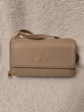 Gloria Vanderbilt NWT Taupe Crossbody Wallet ...