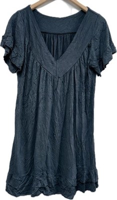 Graues Damenoberteil Damenbekleidung Bluse Freizeitmode vielseitig