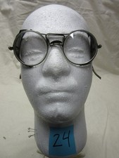 VTG AMERICAN CLEAR LENS SAFETY GLASSES WITH SIDE SHIELDS-