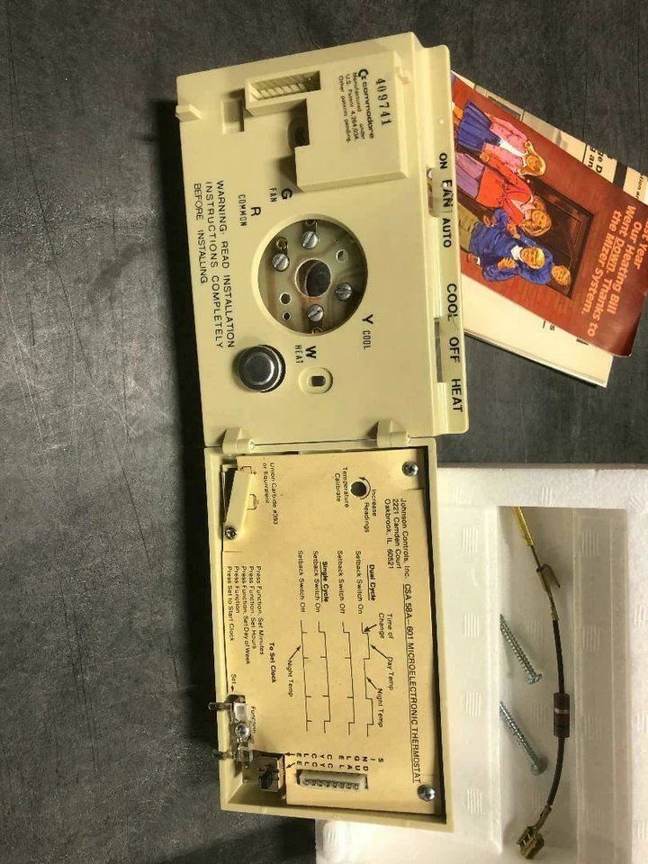 New Vintage Johnson Controls Micro Electronic Energy Saving Thermostat Model T53 - Image 3 of 4