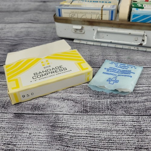 Kit de primeros auxilios certificado vintage (LEER) - Imagen 11 de 15