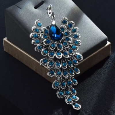 Easter Spring Blue Crystal Peacock Brooch Pin   Elegant Rhinestone Jewelry Gift