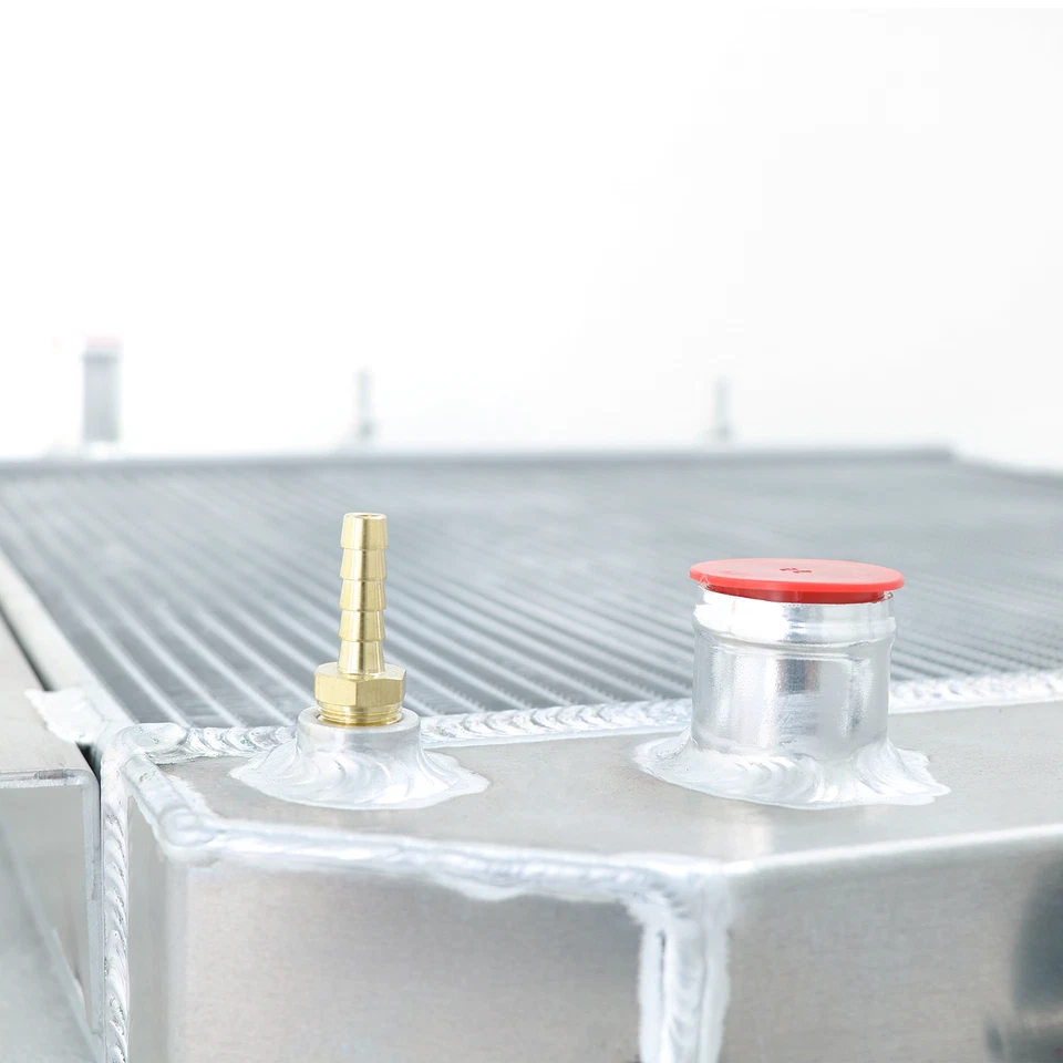 3-Row Radiator for 1955-59 Chevy Truck 3100 3400 3500 3600 3700 3800 3.8L 4.6L - Image 4 of 4