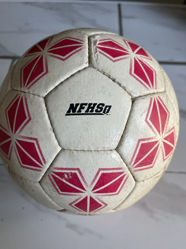 PELOTAS DE FÚTBOL IMPERMEABLES VINTAGE KWIK GOAL COPA DEL MUNDO TALLA 5 Foto 4 de 4