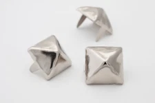 Pyramid Silver Studs 16mm 5/8 inch - Bag of 50 - Leathercraft StudsAndSpikes