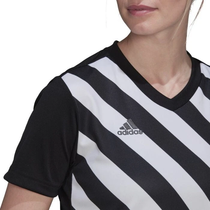 Camiseta deportiva de fútbol negra con gráfico Adidas Entrada 22 para mujer talla pequeña Foto 4 de 4