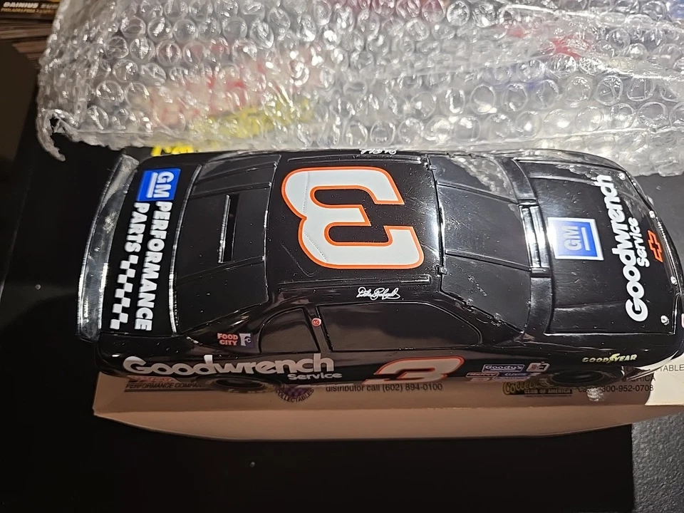 1:24 1995 Dale Earnhardt #3 Goodwrench Action RCCA BWB Limited Edition - Image 2 of 4