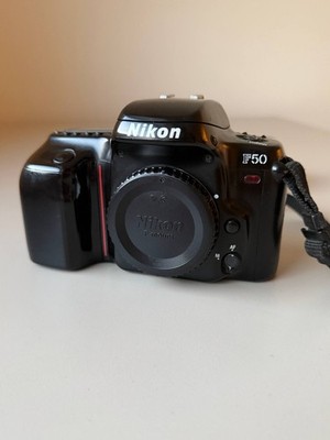 Nikon F50 N50 SLR Film Camera 35mm Body Only Panorama Vintage Rare WORKS