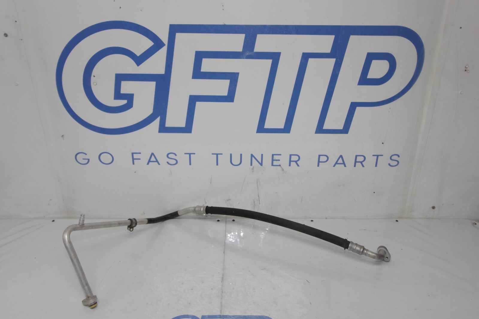 08-13 AUDI R8 4.2L V8 OEM AIR CONDITIONING REFRIGERANT SUCTION HOSE 420260708